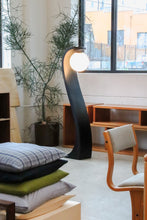 Load image into Gallery viewer, 1960's Sculptural Serpentine Lamp By Modeline