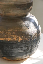 Load image into Gallery viewer, Studio Pottery Lamp