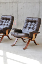 Load image into Gallery viewer, Sculptural Teak & Leather Lounge Chair