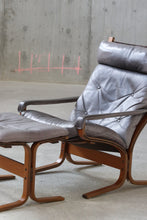 Load image into Gallery viewer, Westnofa Chair & Ottoman