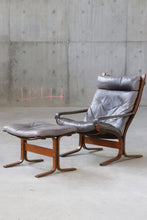 Load image into Gallery viewer, Westnofa Chair & Ottoman