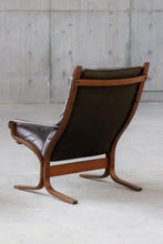 Load image into Gallery viewer, Westnofa Chair & Ottoman