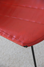 Load image into Gallery viewer, Set Of 4 Black & Red Knoll Bertoia Chairs