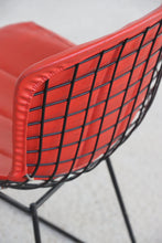 Load image into Gallery viewer, Set Of 4 Black & Red Knoll Bertoia Chairs