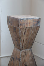 Load image into Gallery viewer, Geometric Wooden Pedestal