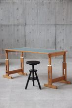Load image into Gallery viewer, Pine Adjustable Drafting Table