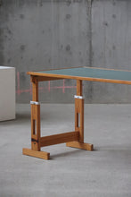 Load image into Gallery viewer, Pine Adjustable Drafting Table