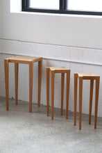 Load image into Gallery viewer, Blonde Wood Side Table Set