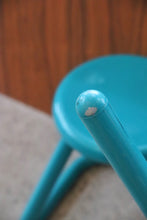 Load image into Gallery viewer, Short Paperclip Stools