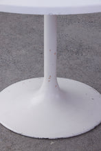 Load image into Gallery viewer, Vintage White Tulip Dining Table