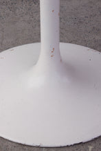 Load image into Gallery viewer, Vintage White Tulip Dining Table