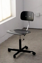 Load image into Gallery viewer, Danish Modern KEVI Task Chair
