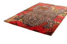 Load image into Gallery viewer, Takden - Flowers With Vines