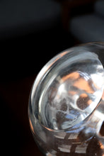 Load image into Gallery viewer, Glass Ruffle Vase
