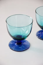 Load image into Gallery viewer, Blue/Green Short Stem Glasses
