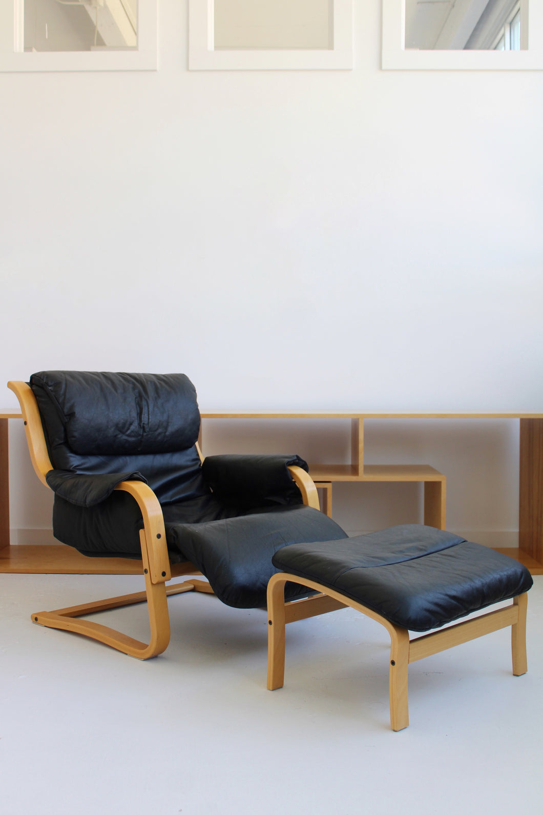 Leather Bentwood Lounge Chair & Ottoman