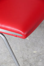 Load image into Gallery viewer, Airport Chair By Hans Wegner
