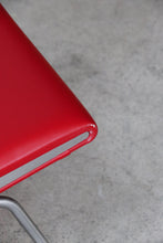 Load image into Gallery viewer, Airport Chair By Hans Wegner
