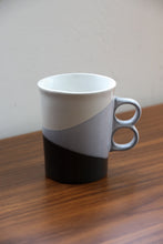 Load image into Gallery viewer, Bennington Trigger Mug
