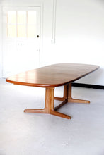 Load image into Gallery viewer, Italian Leather &amp; Beechwood Chairs
