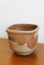 Load image into Gallery viewer, Mid Century Studio Planter
