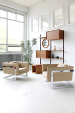 Load image into Gallery viewer, 2 Bay Royal System By Poul Cadovius
