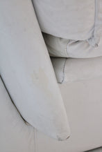 Load image into Gallery viewer, Nicoletti Style Loveseat
