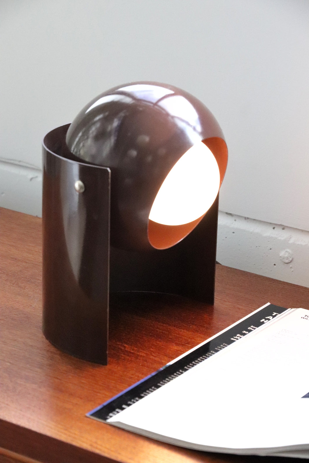 Brown Space Age Eyeball Lamp