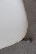 Load image into Gallery viewer, Fiberglass Swivel Chairs - Pair
