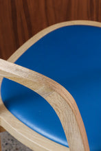 Load image into Gallery viewer, Siro Chairs By Woodnotes
