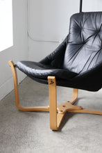 Load image into Gallery viewer, ( RESERVED ) Black Leather Sling Chair
