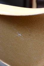 Load image into Gallery viewer, 1950's DAX Eames Fiberglass Chair
