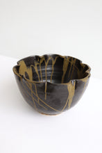 Load image into Gallery viewer, Studio Pottery Scalloped Edge Bowl
