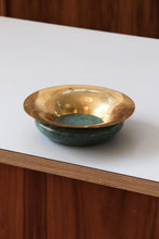 Load image into Gallery viewer, Marble &amp; Brass Ashray
