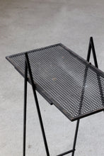 Load image into Gallery viewer, Atomic Mid Century Iron Shelf
