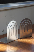 Load image into Gallery viewer, Metal Arch Bookends

