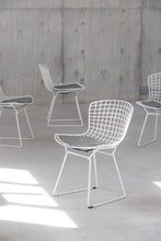 Load image into Gallery viewer, Set Of 4 White &amp; Grey Knoll Bertoia Chairs
