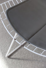 Load image into Gallery viewer, Set Of 4 White &amp; Grey Knoll Bertoia Chairs
