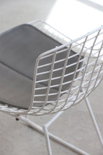 Load image into Gallery viewer, Set Of 4 White &amp; Grey Knoll Bertoia Chairs
