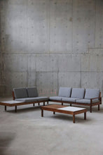 Load image into Gallery viewer, 1950&#39;s Modular Sectional By Martin Borenstein For Brown ￼Saltman
