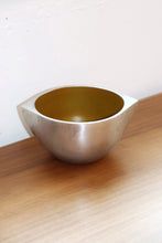 Load image into Gallery viewer, Chartreuse Aluminum Eye Dish
