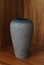 Load image into Gallery viewer, Ceramic Spotted Vase

