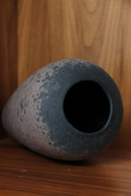 Load image into Gallery viewer, Ceramic Spotted Vase

