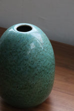 Load image into Gallery viewer, Ceramic Ovoid Vase
