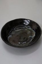 Load image into Gallery viewer, 1986 Studio Pottery Dish
