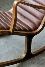 Load image into Gallery viewer, Heron Rocking Chair By Tendo Mokko

