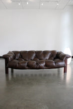 Load image into Gallery viewer, Percival Lafer MP-131 Sofa
