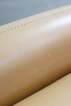 Load image into Gallery viewer, Matinee Daybed Sofa By Vladimir Kagan For American Leather
