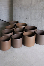 Load image into Gallery viewer, Brown Gainey Planters
