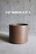 Load image into Gallery viewer, Brown Gainey Planters
